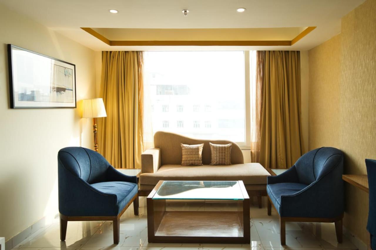 Effotel By Sayaji Dehradun Exterior photo