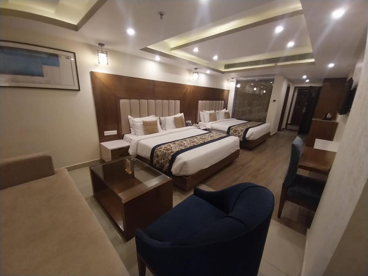 Effotel By Sayaji Dehradun Exterior photo