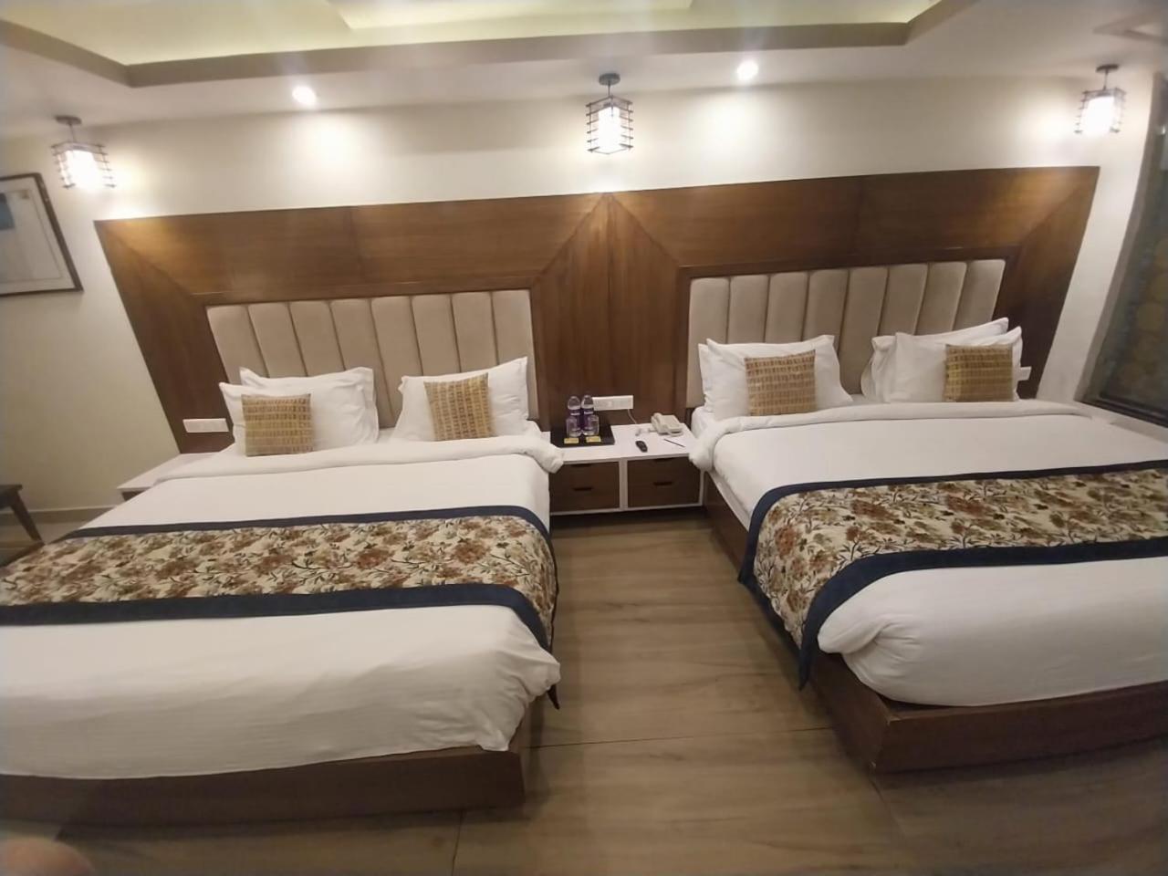 Effotel By Sayaji Dehradun Exterior photo